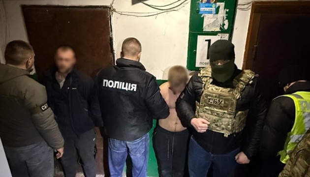 Теракт у Дарницькому районі Києва: затримали трьох підозрюваних