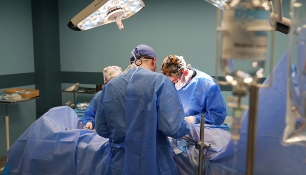 Львівські лікарі врятували немовля з нетиповою гідроцефалією