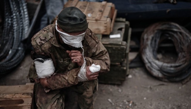 Ukrainian Marines capture several groups of Russian troops near approaches to Myrnohrad