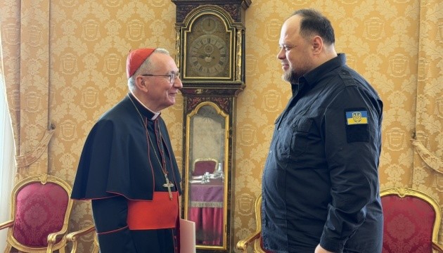 Stefanchuk delibera sobre caminos hacia una paz justa con el secretario de Estado del Vaticano