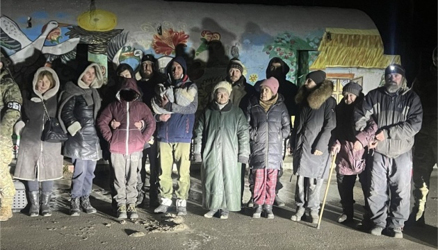 Із Куп'янська евакуювали ще 14 жителів, серед них - троє дітей