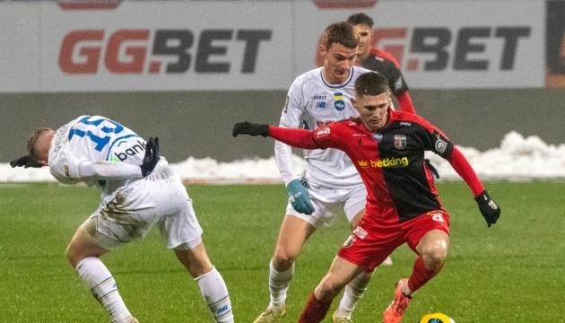 «Динамо» розгромило «Верес» у матчі футбольної Прем'єр-ліги