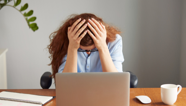 Як українці рятуються від стресу під час тривоги – опитування