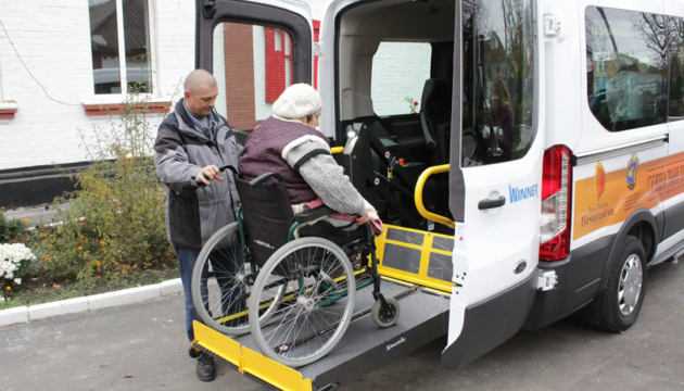 На Сумщині у 12 громадах діє послуга «Соціальне таксі»