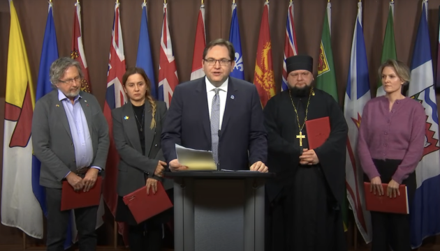 Уряд Канади закликали надати українцям шлях до постійного проживання в країні