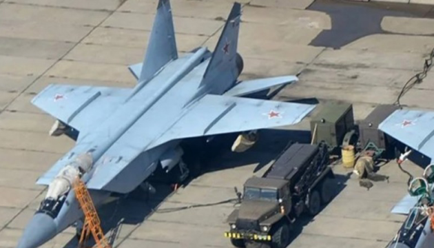 Дрони СБУ уразили комплекси російської ППО та МіГ-31 на аеродромі Бельбек