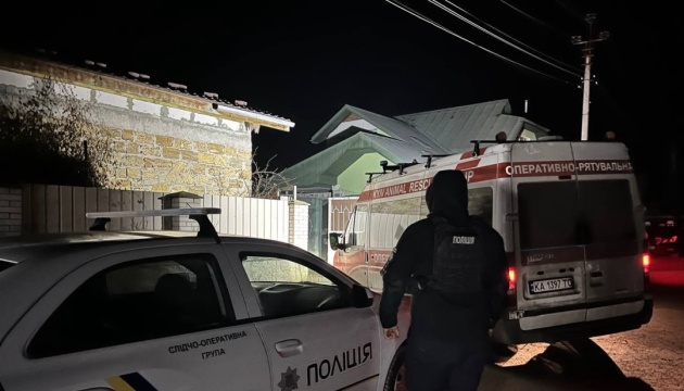 На Київщині волонтери врятували з будинку для перетримки 40 котів і собаку, понад 50 - загинули