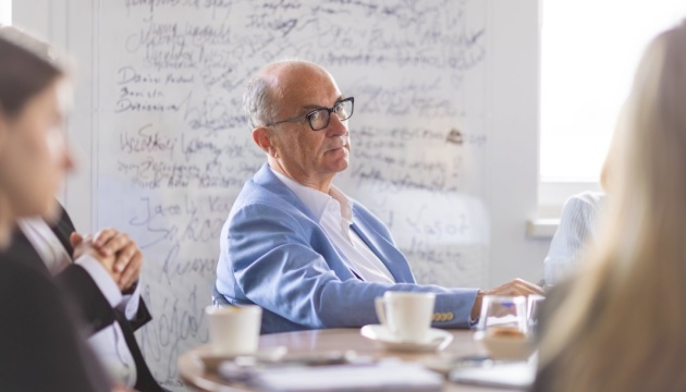 Не слід вдавати, що Путін і його банда раптом стали перемовниками доброї волі - спікер Сейму Польщі