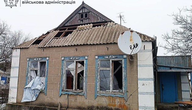 Загарбники за добу 713 разів били по Запорізькій області, 10 поранених