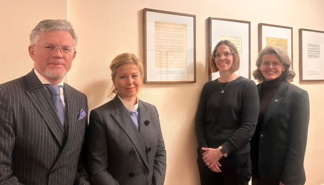 Ноти «Щедрика» розмістили в найпрестижнішому концертному просторі Нью-Йорка