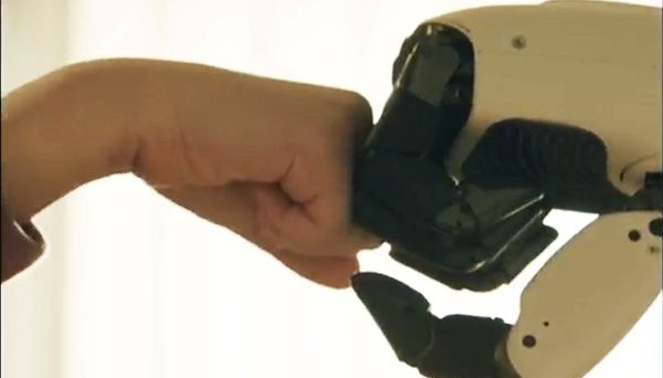 LG Electronics розробила домашнього робота-гуманоїда зі штучним інтелектом