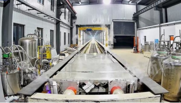 У Китаї встановили світовий рекорд, розігнавши маглев-платформу до 700 км/год за дві секунди