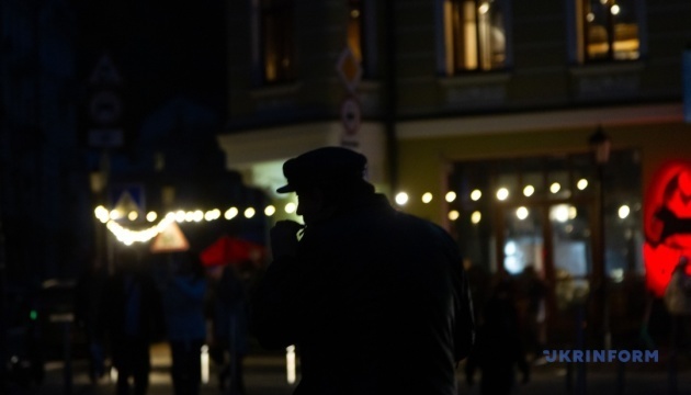 Kuleba: Over 40% of Kyiv's buildings without electricity and heat