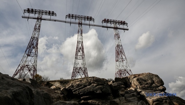 Más de 100 localidades de la región de Lviv se quedan sin electricidad debido al mal tiempo