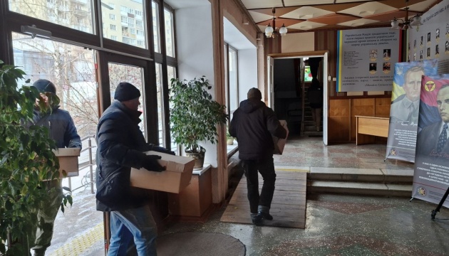 Музей у Тернополі отримав матеріали від української діаспори в Канаді та колекції провідних діячів ОУН