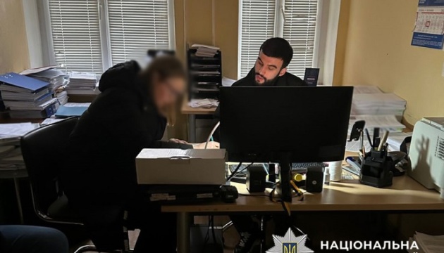 Розтрата на закупівлі електроенергії для шкіл і дитсадків: у Києві оголосили підозру посадовиці Деснянської РДА