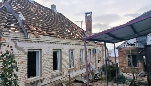 Росіяни протягом дня 15 разів атакували Нікопольський район, є пошкодження