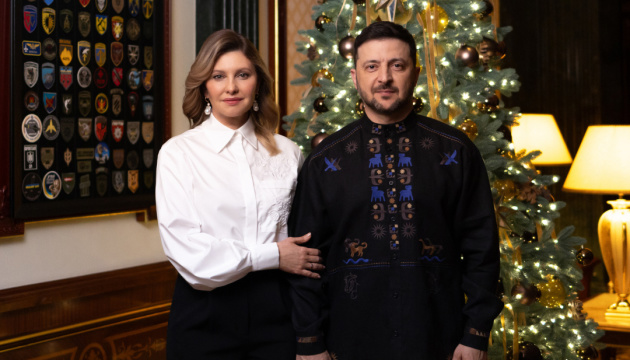 Віримо в мир і боремось за нього: Зеленський привітав українців з Новим роком