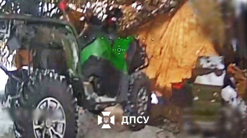 Прикордонники знищили дронами антену зв’язку та чотири укриття росіян на Курському напрямку