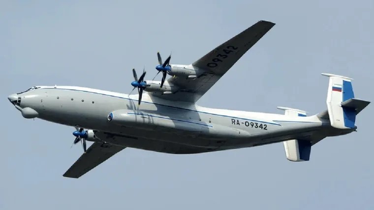 Військово-транспортний літак Ан-22 МО РФ