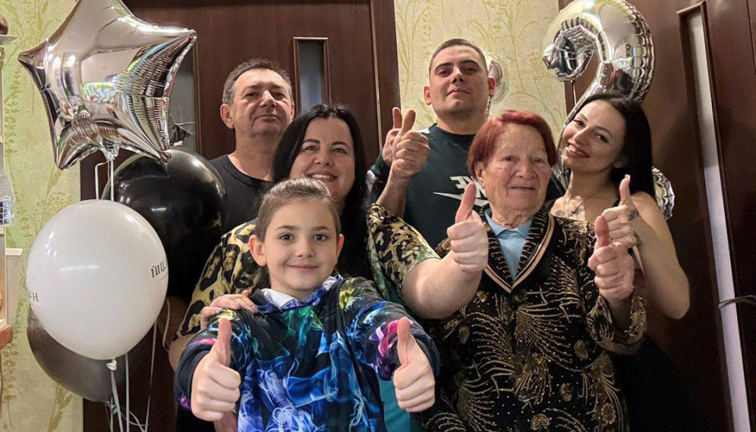 Своє 26-річчя Андрій відсвяткував вже вдома.