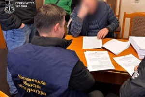 На Буковині посадовця Служби відновлення інфраструктури підозрюють у завданні збитків у ₴2,5 мільйона