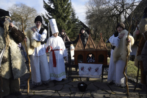 В Ужгороді провели фестиваль «Коляди у старому селі» 