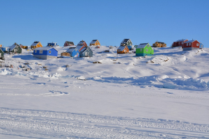 У США поспішають розробити бізнес-угоди, щоб посилити зв'язки з Гренландією - Bloomberg