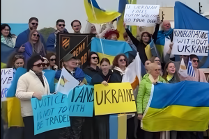 У столиці Кіпру українська громада організувала акцію підтримки України на тлі візиту Зеленського