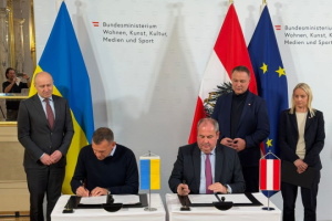 Шевченко зустрівся у Відні із представниками Австрійської асоціації футболу та державних інституцій