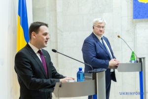 Організація «снарядної ініціативи» є ціннішою за будь-який фінансовий внесок - глава МЗС Чехії