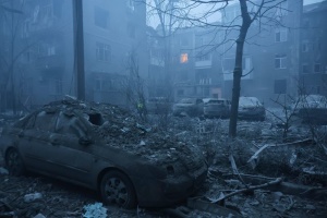 Ворожі обстріли, ялинка світла і крижаний дощ