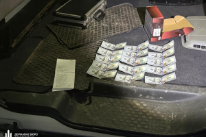 На Волині затримали правоохоронця, який вимагав хабар за зняття з розшуку військовозобов’язаного