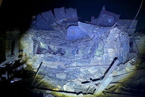 Ворог атакував Одесу - двоє постраждалих, пошкоджений обʼєкт інфраструктури