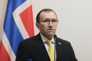 Норвегія відкидає звинувачення США про примусову працю: Цим не можна виправдовувати мита