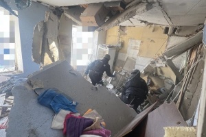 Російські війська обстріляли Херсон з артилерії, загинула жінка