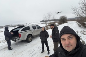 Підрозділу бійця, який допоміг розшукати собаку з Хмельницького, передадуть пікап - волонтер розповів деталі