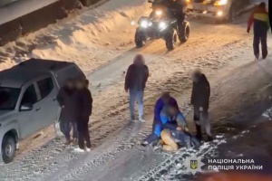 На Тернопільщині поліція з'ясовує обставини бійки, в якій постраждав військовий