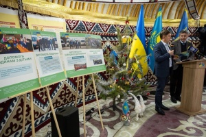 Казахстанський бізнес за три роки передав Україні 160 тонн гумдопомоги та $200 тисяч для United24