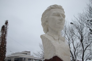 На Закарпатті відкрили пам'ятник національному поетові Румунії Міхалу Емінеску