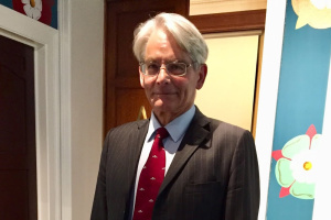 Руперт Сміт, генерал, ексзаступник Верховного головнокомандувача об'єднаних сил НАТО в Європі