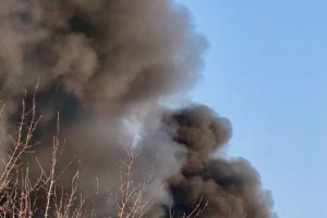 Ворог атакував Запоріжжя, виникла пожежа