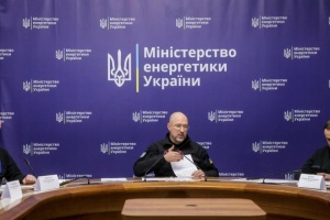 У Києві розпочали роботу додаткові бригади енергетиків для відновлення світла - Шмигаль