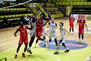 Баскетбол. «Дніпро» з особистим рекордом результативності обіграв «Рівне»