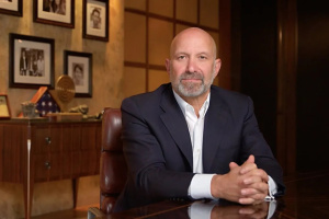 Міністр торгівлі США зізнався, що підтримував звʼязки з Епштейном після його засудження