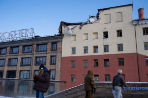 Zelensky: Russia attacks Ukraine with more than 1,700 drones, 1,380 guided aerial bombs, and 69 missiles this week