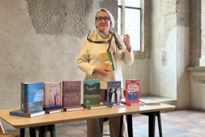 Письменниця Людмила Охрименко представила українській громаді у Празі свої книги