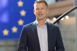 Вибори в Угорщині: Мадяр закликає опозицію об'єднатися для протистояння Орбану