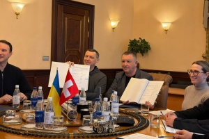 Швейцарія профінансує комплектуючі для колій Укрзалізниці