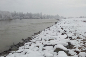 На Закарпатті паводок підмив опору газопроводу, 17 населених пунктів можуть залишитися без газу